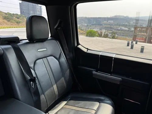 Ford Lobo 3.5 Doble Cabina Platinum Limited At