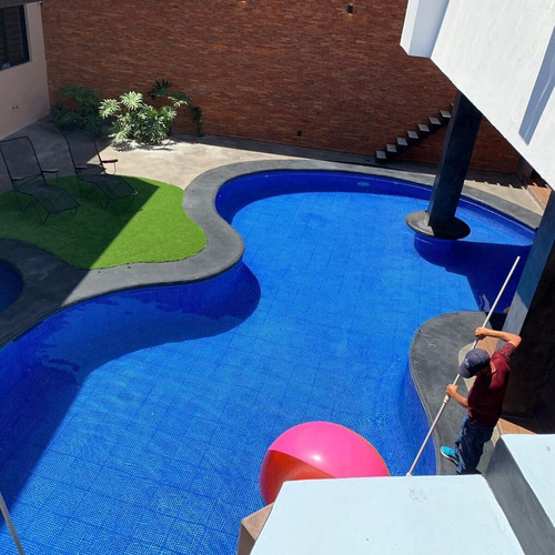 Residencia En Residencial Victoria