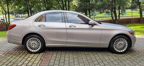 Imagen 7 de 13 de Mercedes-benz Cgi Exclusive - Clase C200