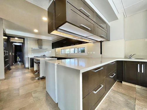 Casa En Venta En El Barrio Santa Barbara | Bancalari | Tigre