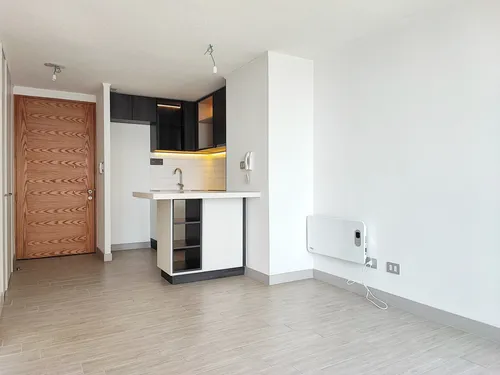 Edificio Av. Irarrázaval (1 Est. 1 Bod.) Vista Poniente Pi