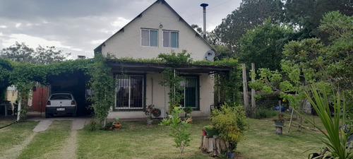 Casa De Dos Dormitorios En Balneario Fomento