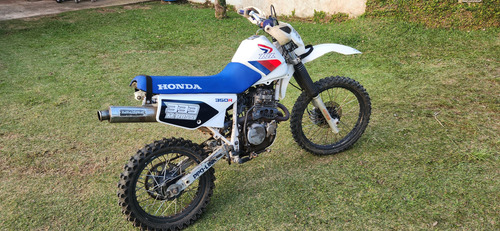 Moto De Trilha Honda Xlx 350r Com Placa Amarela