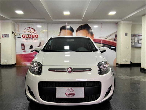 Imagem 2 de 15 de Fiat Palio Sporting 1.6 16v Flex 4p. Mec. 2015