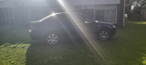 Volkswagen Bora 2.0 Trendline 115cv Tiptronic 2012