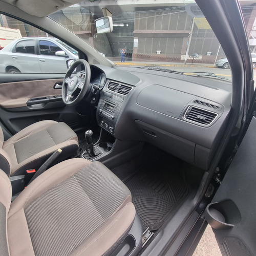 Volkswagen Suran 1.6 Trendline 11b