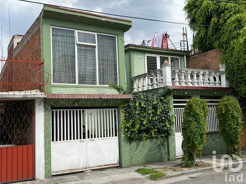 Venta Casa 4 Ambientes Jardines De Santa Clara
