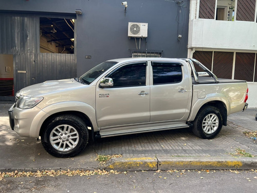Imagen 3 de 21 de Toyota Hilux 4x2 C/d Srv 3.0 Tdi C/cue