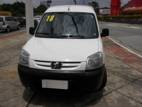 Peugeot Partner Furgão 2018 Completa