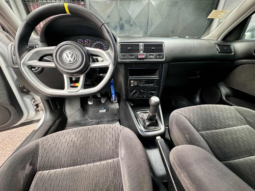 Volkswagen Golf 1.6 Comfortline
