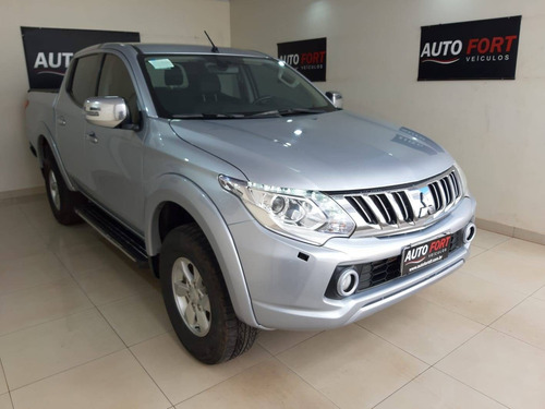 Imagem 1 de 10 de Mitsubishi L200 Triton 2.4 16v Turbo Diesel Sport Hpe-s Cd