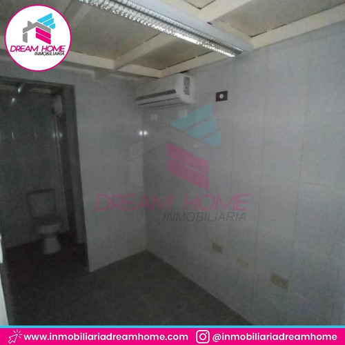 Imagen 5 de 10 de Local Cc Betania - Cua