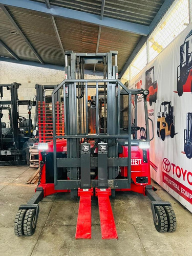 Montacargas Moffet M4 Seminuevo