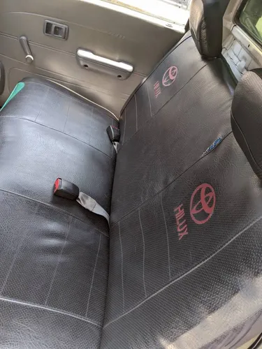 Hilux 3 Puestos Para Trabajo