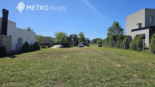 Terreno En  Pilar Del Este