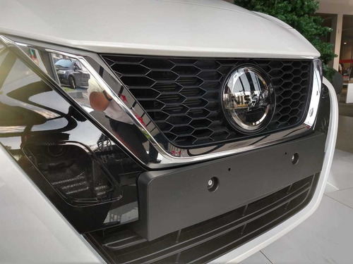 Imagem 3 de 12 de Nissan Versa Exclusive 1.6 (flex) (aut)