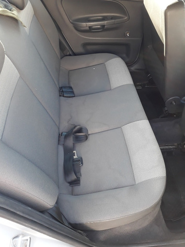 Volkswagen Voyage 1.6 Comfortline Plus 101cv 2009