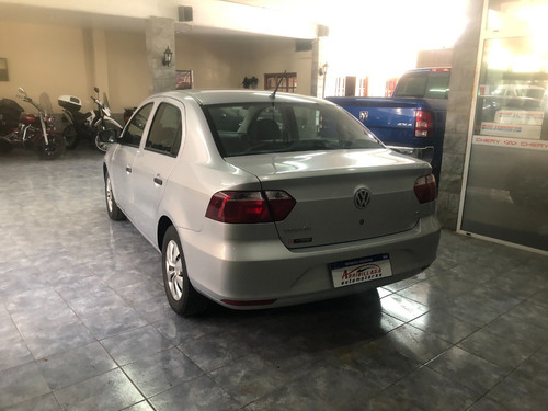 Volkswagen Voyage 1.6 C/gnc 2014 Necochea