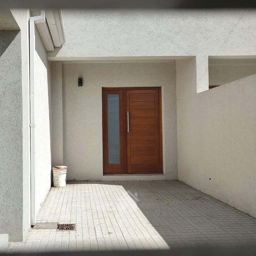 Casa A Estrenar En Venta-tandil