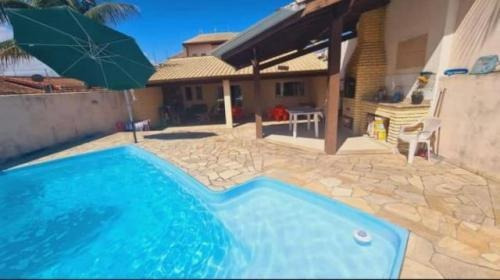 Imagem 2 de 13 de Casa No Cibratel 2 Com Piscina E À 500 Metros Do Mar | 7389