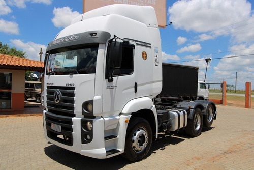 Imagem 5 de 15 de Vw 25420 6x2 Teto Alto - Vtronic Automatica - Completa