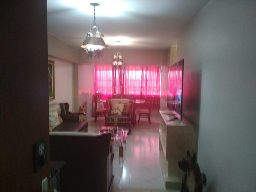 Imagen 1 de 14 de Se Vende Apartamento En La Avenida Fuerzas Armadas