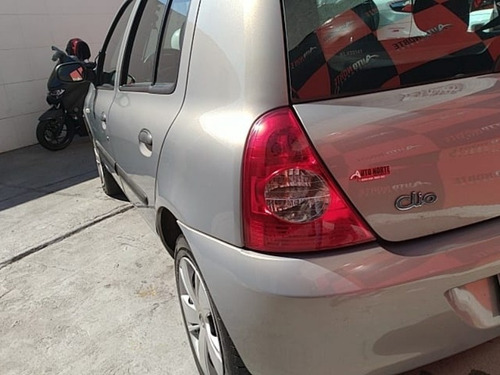 Imagem 5 de 15 de Renault Clio 1.0 16v Campus Hi-flex 5p Completo.