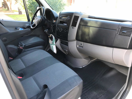 Imagen 8 de 12 de Mercedes-benz Sprinter 2.1 415 Combi 3665 150cv 15+1 Te 2013