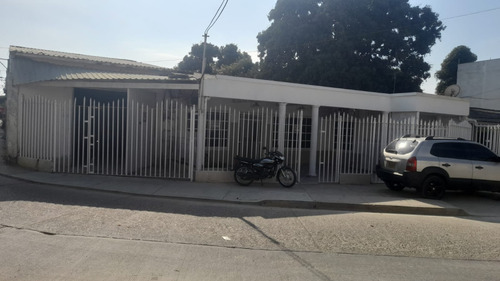Oficina En Arriendo/venta En Cartagena Bellavista. Cod 111186