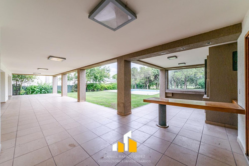 Imagen 29 de 29 de Importante Casa En Venta-lomas De La Carolina