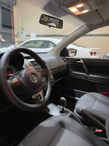 Imagem 8 de 12 de Volkswagen Polo Sedan Comfortline 1.6 8v (flex)