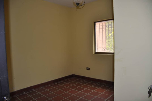 Lejos De La Ciudad ¡refugio De Paz Y Oportunidad De Negocio! Sabaneta El Hatillo Sp 24-24513