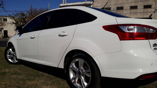 Ford Focus III 2.0 Sedan Se Plus At6