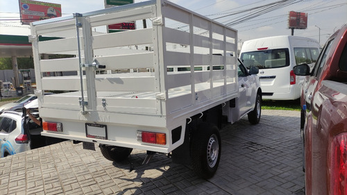 Imagen 7 de 13 de Nissan Np300 Estacas A/c