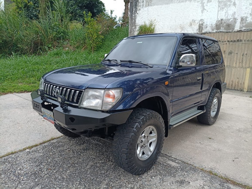 Imagen 1 de 8 de Toyota Meru