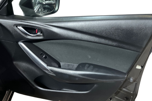 Mazda Mazda 6 (IN) 2.0 V AT