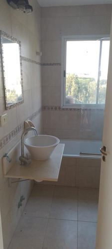 Casa En Venta - 3 Dormitorios 2 Baños - 900mts2 - Nordelta