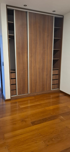Casa 3 Amb. En Alquiler Con Cochera, Pileta. Ramos Mejía