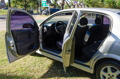 Chevrolet Astra