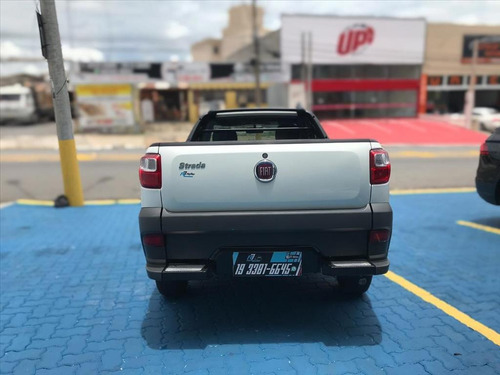 Imagem 8 de 8 de Strada 1.4 Mpi Working Cs 8v Flex 2p Manual
