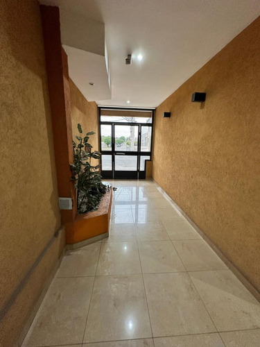 Alquiler - Departamento 2 Ambientes - Dormitorio En Suite - Villa Madero