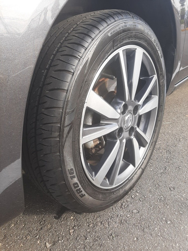 Imagem 8 de 10 de Nissan Versa 2018 1.6 16v Sl Aut. 4p