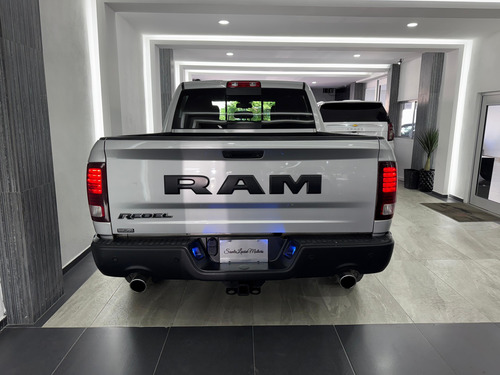 Dodge Ram 1500 5.7 Rebel 4x2