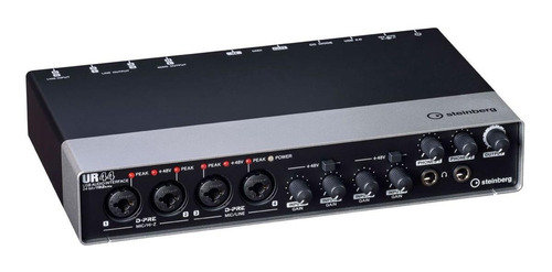 Interface de áudio Steinberg UR44