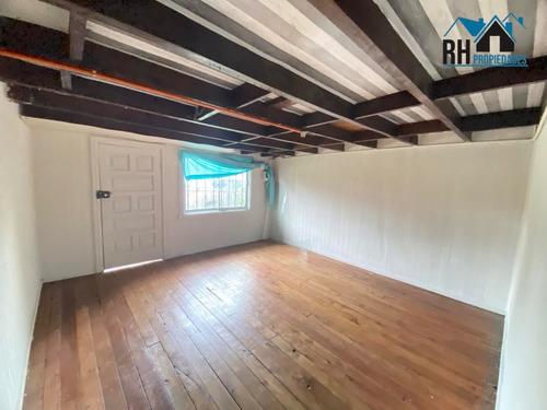 Casa 5 Dormitorios, 2 Baños En Sector Amanecer, Temuco