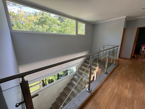 Casa 5 Ambientes Estilo Moderno - Parque Leloir