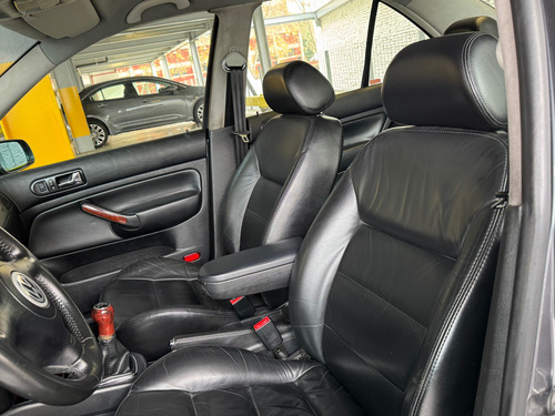 Volkswagen Bora 1.8 T Highline