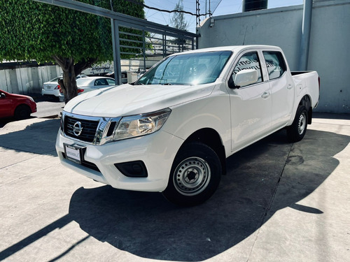 Nissan NP300 2.4 Doble Cabina Se Aa Pack Seg Mt