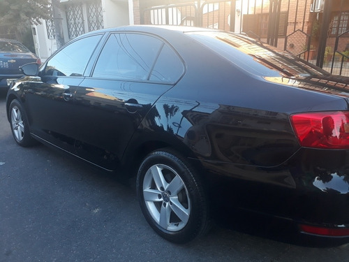 Volkswagen Vento 2.5 Luxury 170cv 2011
