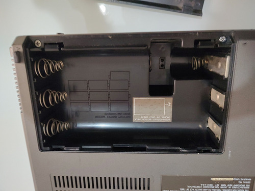Rádio Color Tv Cassete Broksonic Ccrt 3609 Sem Funcionar (Usado)
